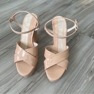 Zara Women's Nude Sandals